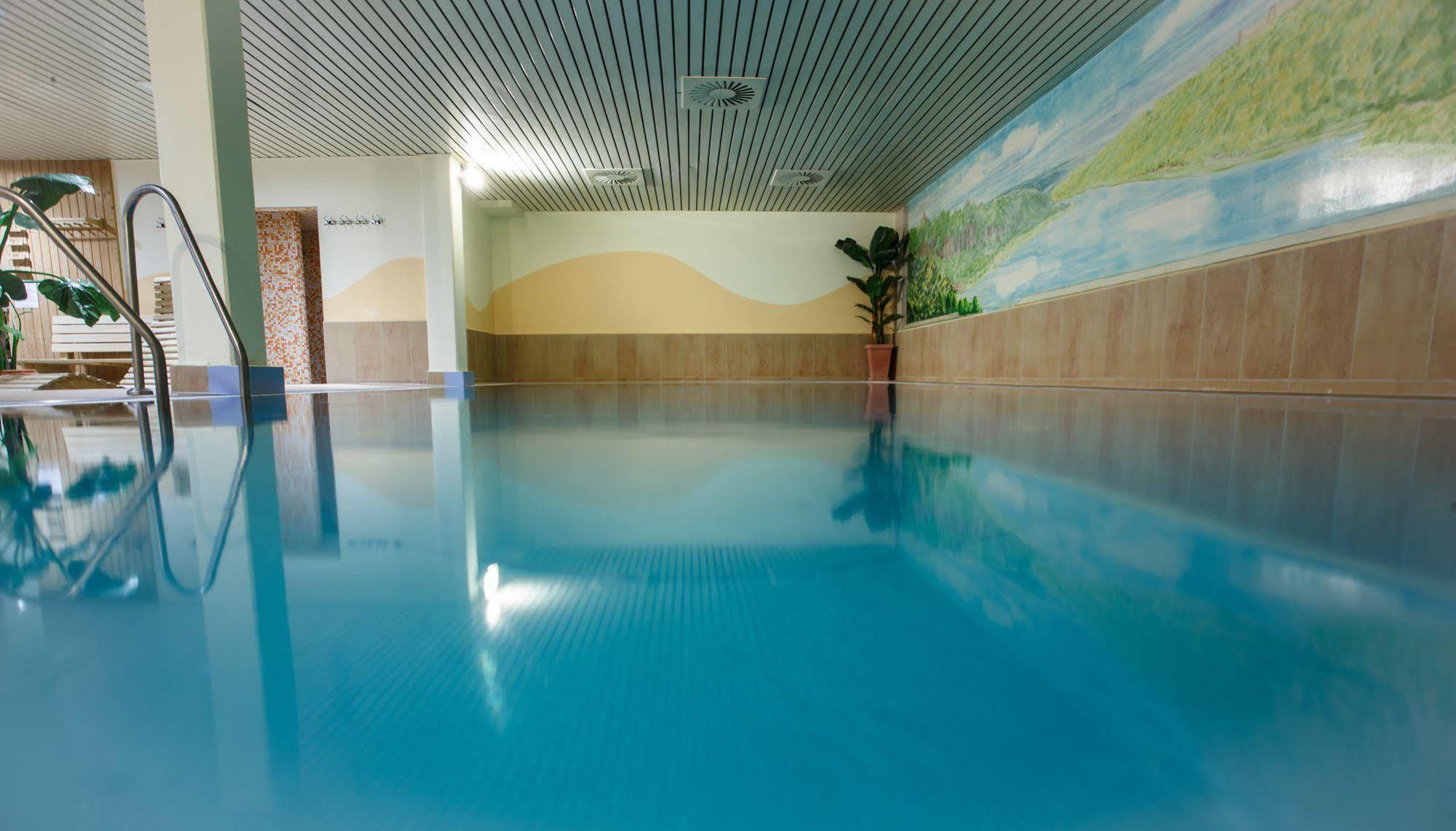 Hotel Sportwelt Radeberg Dış mekan fotoğraf
